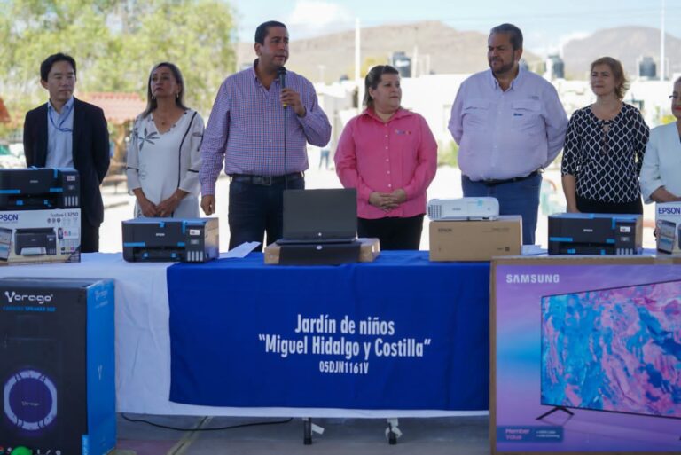 Gobierno de Ramos Arizpe y Posco International llevan apoyos al Jardín de Niños “Miguel Hidalgo”