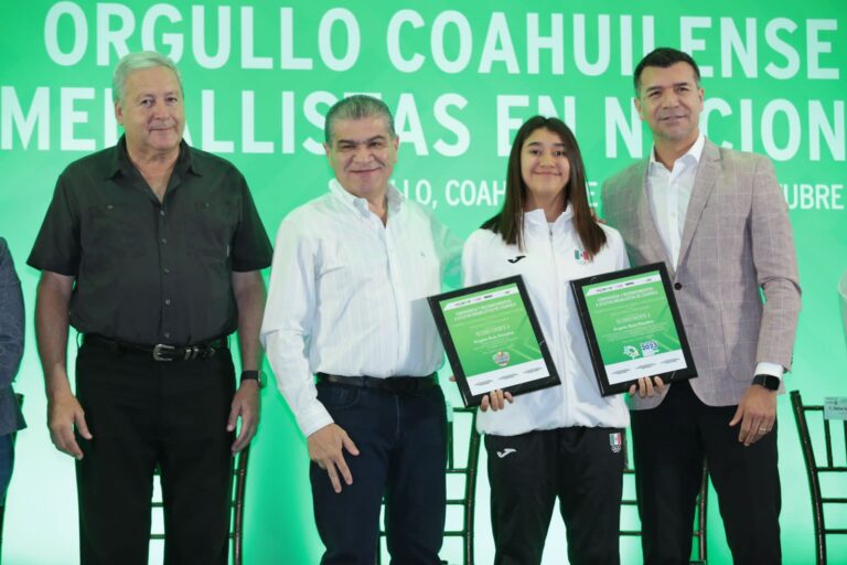 Reconoce Miguel Riquelme a atletas destacados en diversas competencias nacionales e internacionales   