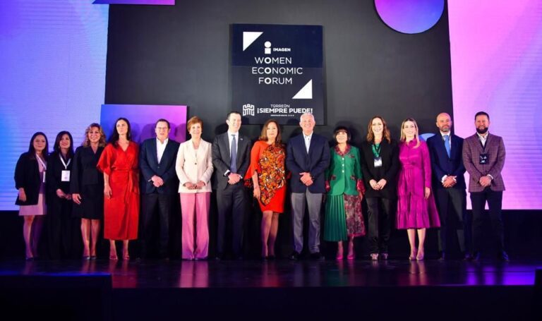 Román Cepeda inaugura el Women Economic Forum Torreón 2023