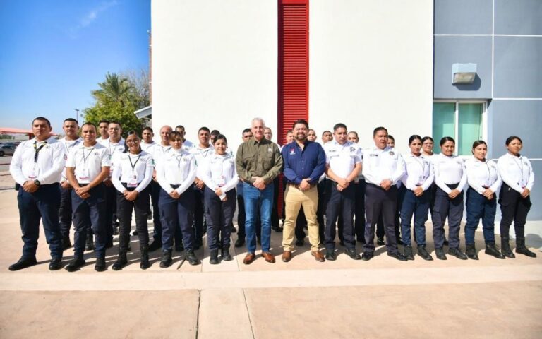 Román Cepeda inicia cursos de inglés turístico para elementos de vialidad, bomberos y protección civil de Torreón