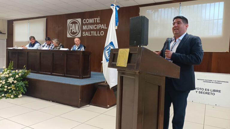 Ratifican panistas de Saltillo a Juan Pablo Valdez como nuevo dirigente municipal del blanquiazul