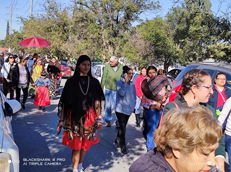 Con desfile revolucionario, alumnos del CAM no.3 buscan sensibilizar a la comunidad coahuilense