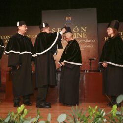 Entrega Consejo Universitario de la UAdeC Medallas y Reconocimientos a universitarios destacados7