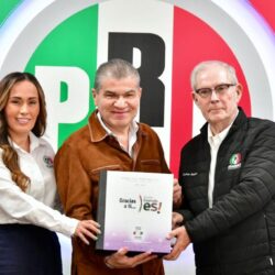Entrega Miguel Ángel Riquelme Solís Sexto Informe de Gobierno ante el PRI Coahuila5