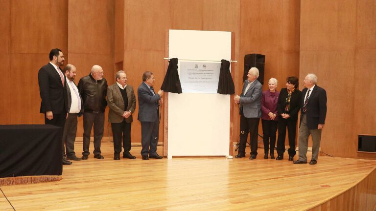 Impone UAdeC el nombre del Lic. Melchor de los Santos Ordoñez al Centro Cultural Universitario Campus Arteaga