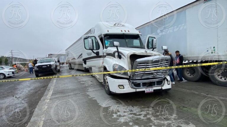 Muere tras impactar su transporte de carga en la carretera 57