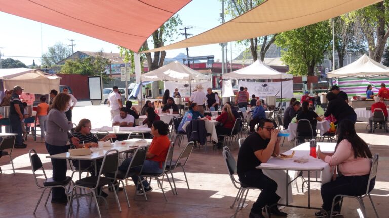 ¡Para chuparse los dedos! Disfrutan saltillenses de Festival del Tamal y Atole Norteño