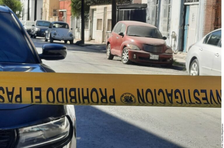 Hallan cuerpos maniatados en casa del Centro de Monterrey