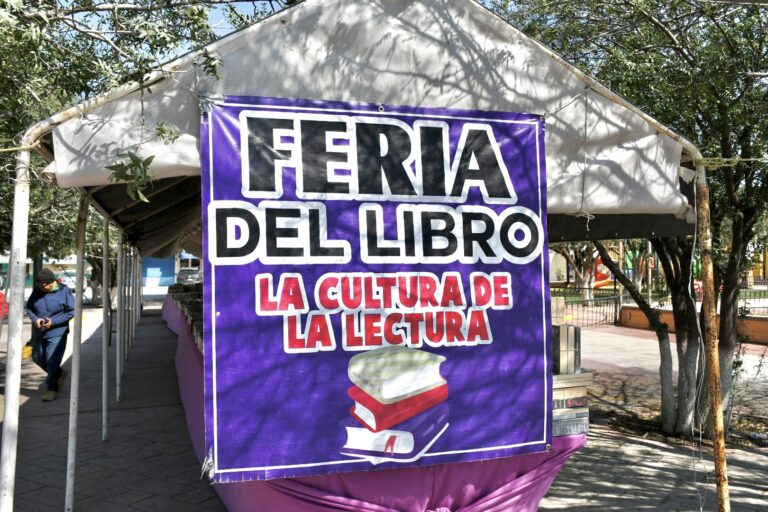 Promueven el hábito de la lectura en Ramos Arizpe con pequeña feria del libro 