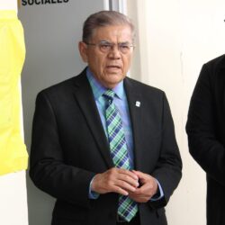 Rector de la UAdeC inaugura la sede del Centro de Investigación en Ciencias Sociales y Techumbre de Cancha Deportiva