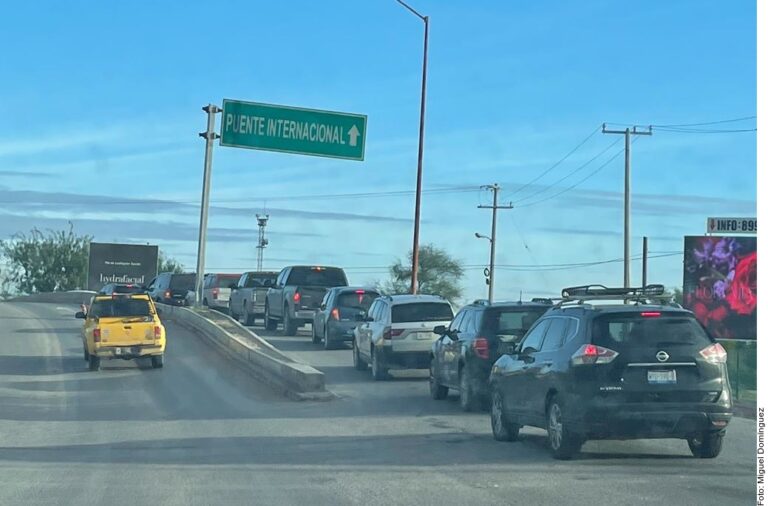 Saturan cruces fronterizos en Tamaulipas por ‘Viernes Negro’