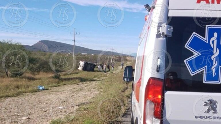 Muere una persona en accidente vehicular en la carretera a Monclova