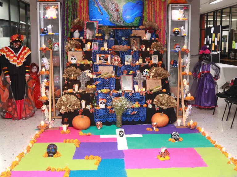 Celebra IDEA el Día de Muertos con la inauguración de la exposición “Mariposa Monarca, el Viaje de las Ánimas”, en Saltillo