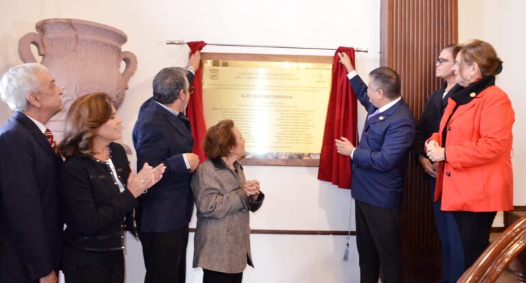 Congreso del Estado de Coahuila rinde homenaje al maestro Eloy Cerecero Sandoval