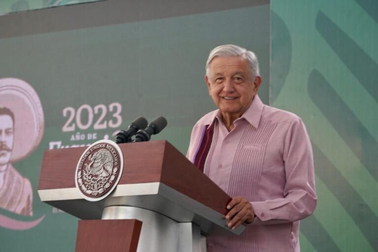 Defiende López Obrador su terna para Corte: ‘las tres son de primera’