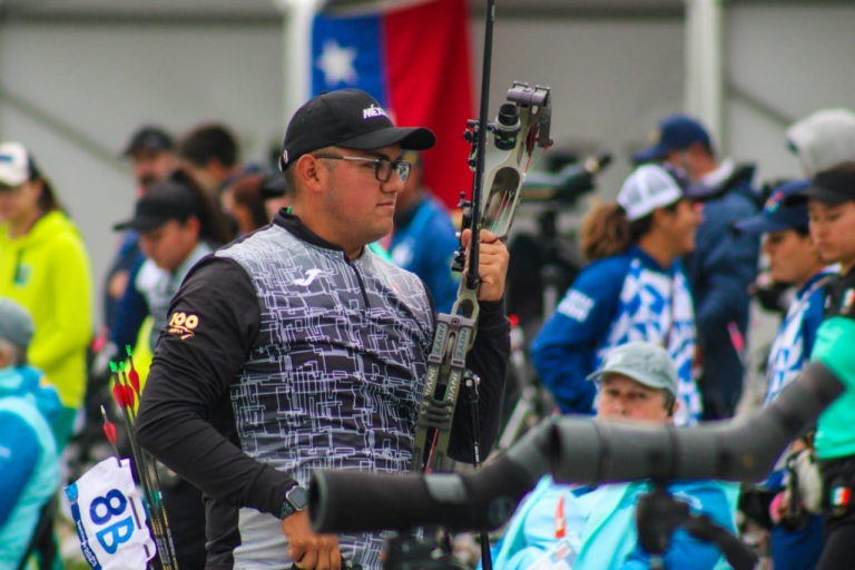 Coahuilenses Dafne Quintero y Sebastián García buscan el bronce por equipos en sus respectivas ramas, en Santiago 2023