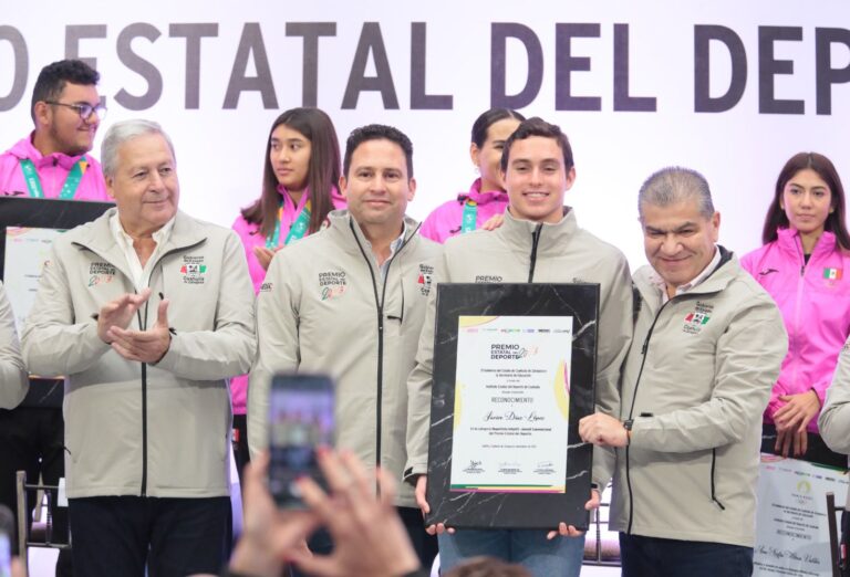 Entrega Miguel Riquelme el Premio Estatal del Deporte Coahuila 2023