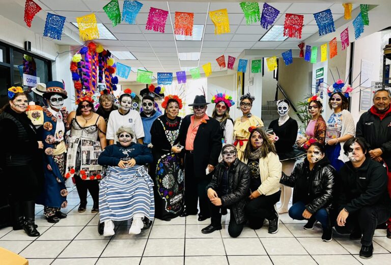 La UA de C celebra y preserva la tradición del Día de Muertos