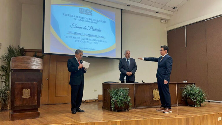 Rinde protesta para un segundo periodo como director de la Escuela Superior de Ingeniería Unidad Norte, Juan José Guajardo Lara