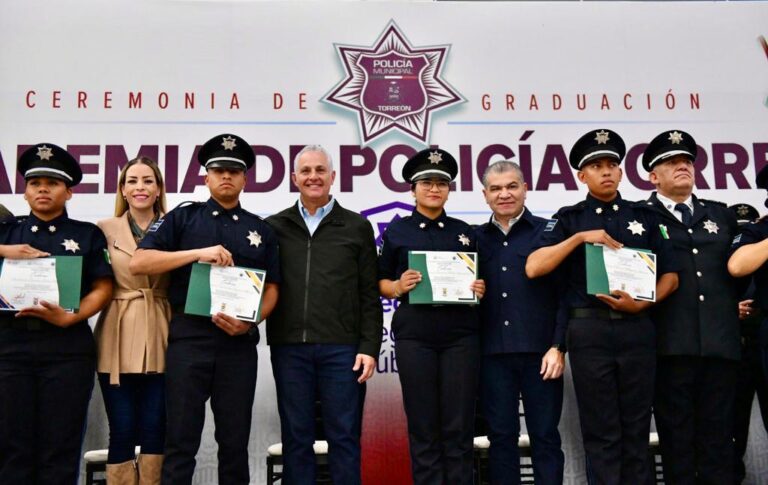 Se gradúan 87 nuevos policías municipales para Torreón