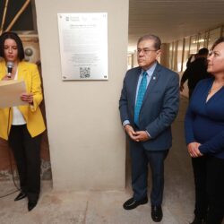 Inaugura rector de la UAdeC el Mural4