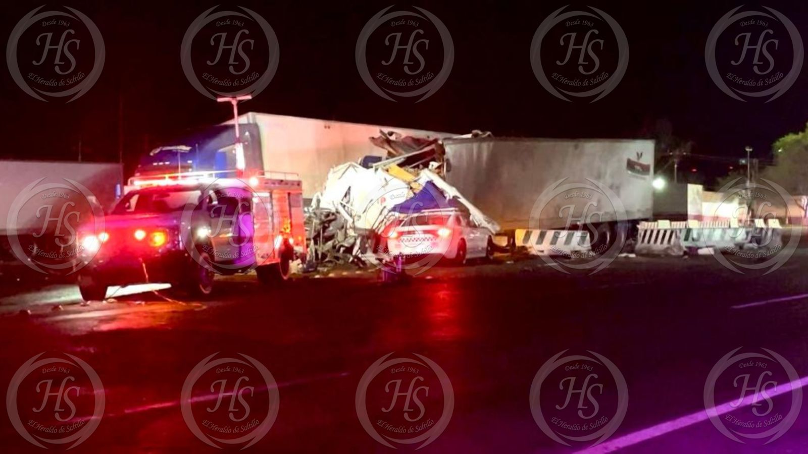 Dos personas sin vida y más de 12 horas de tráfico detenido, deja ...