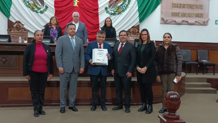 Entrega Gobierno de Coahuila Paquete Económico para el Ejercicio Fiscal 2024