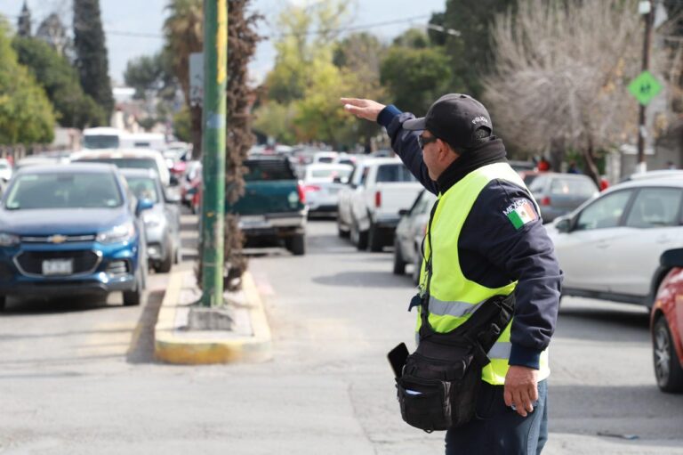 Informa Tránsito cierre de calles aledañas al Santuario de Guadalupe