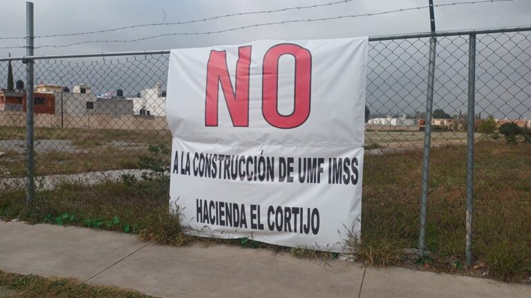 Rechazan vecinos de Hacienda El Cortijo construcción de UMF del IMSS en canchas de ese fraccionamiento