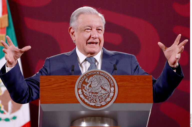 ¿Y la vacuna patria? Ni que fueran tamalitos de chipilín, dice AMLO