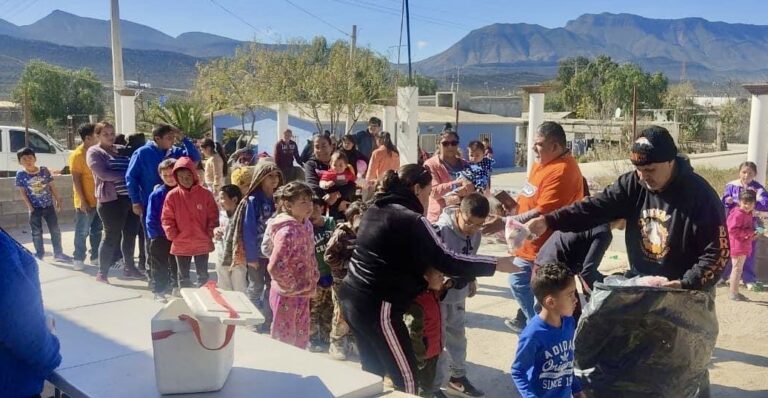 Alientan a la población en apoyar con donación de juguetes para este Día de Reyes 