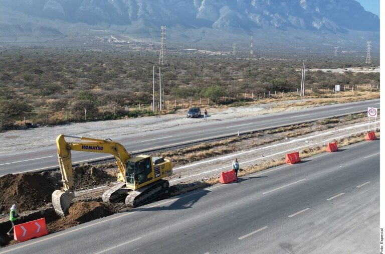 Avanzan obras en la carretera Monterrey-Saltillo para Tesla en Nuevo León