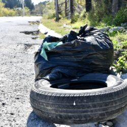 Convierten terrenos baldíos en basureros clandestinos en colonia Guanajuato de Arriba de Ramos Arizpe3