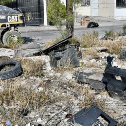 Convierten terrenos baldíos en basureros de la colonia Santa Fe de Ramos Arizpe; ayuntamiento apoyará con limpieza 4