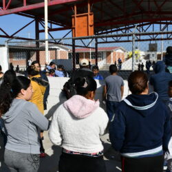 Madres de familia en primaria “Maestros Coahuilenses” piden a autoridades nombramiento de director y maestro 2