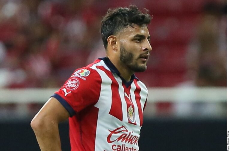 No me voy de Chivas como hubiera querido: Alexis Vega