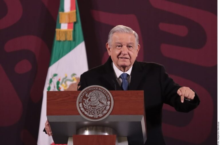 Se radicaliza AMLO, busca cambios constitucionales