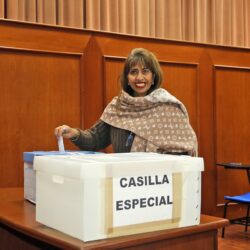 Sin incidencias votan estudiantes y maestros de la UAdeC para elegir a la persona titular de la Rectoría5