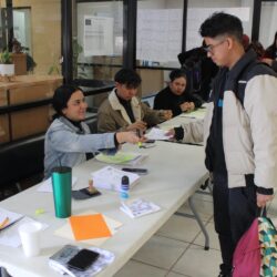 Sin incidencias votan estudiantes y maestros de la UAdeC para elegir a la persona titular de la Rectoría9