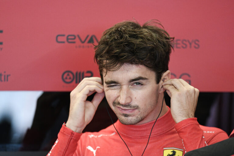 Charles Leclerc extiende su contrato con Ferrari