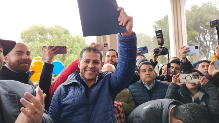 En unidad y con compromiso institucional, trabajará Octavio Pimentel Martínez por la UA de C; oficializa su registro como candidato a la Rectoría 