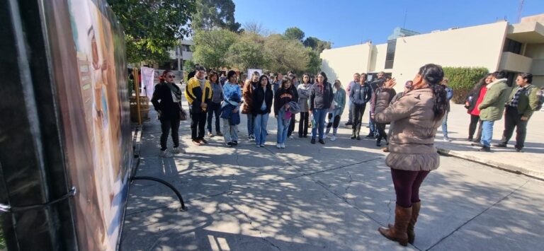 Inauguran la exposición “Joyas de la Pinacoteca del Ateneo Fuente” en la Explanada de Camporredondo de la UA de C