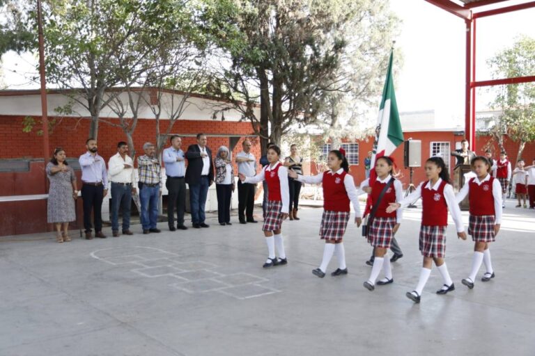 Más de 22 mil 300 alumnos regresan a clases en Ramos Arizpe 