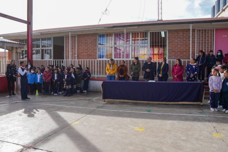 “Mejora tu Escuela” beneficia a cientos de estudiantes de la primaria “María Elena Flores Gaona” en Ramos Arizpe