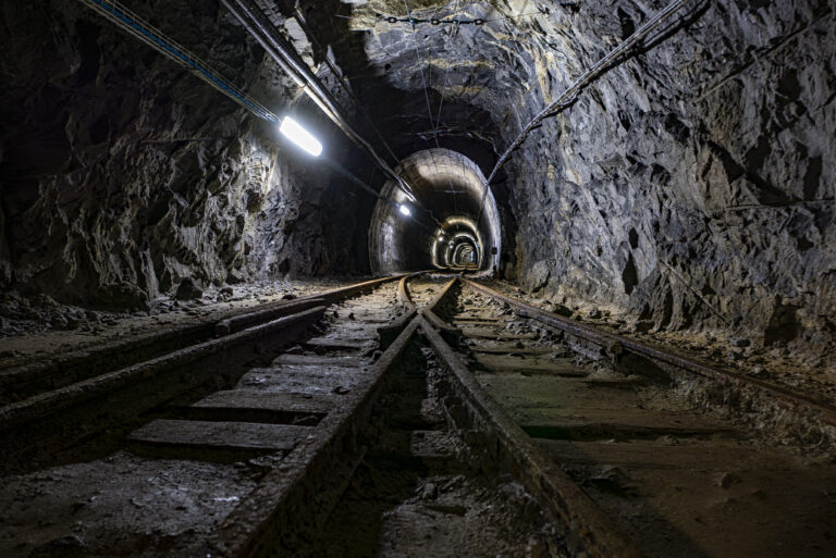 Mueren más de 70 personas por colapso de túnel en mina de oro de Mali