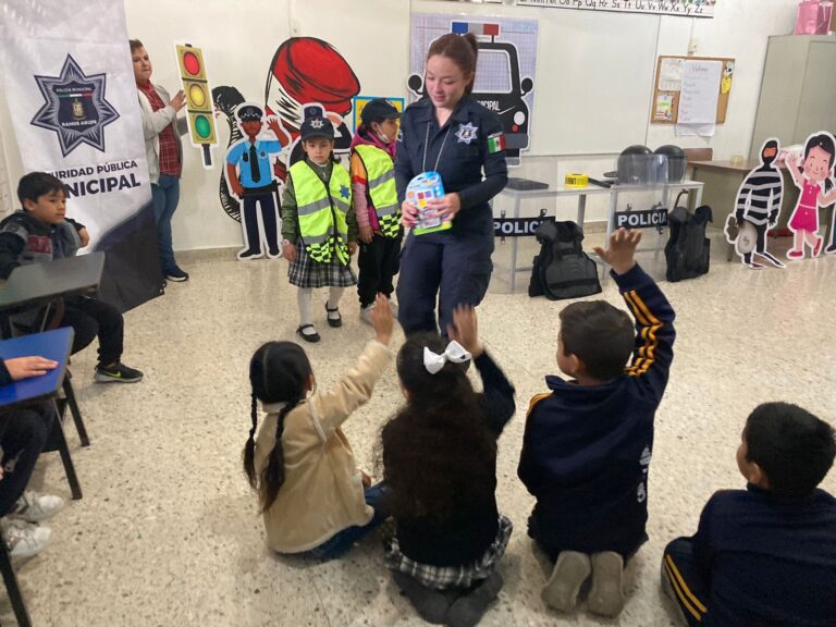 Policía Municipal de Ramos Arizpe imparte pláticas de prevención entre menores de primaria