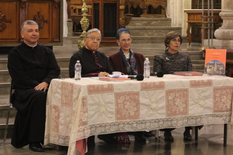 Presentan libro “La Catedral de Saltillo: Un Diálogo desde el Análisis Iconográfico y la Cultura Católica”