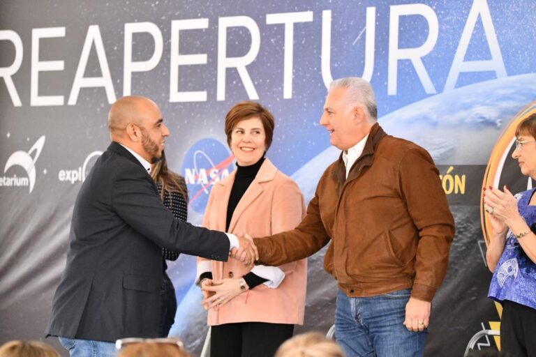 Román Alberto Cepeda González preside la reapertura del Planetarium Torreón