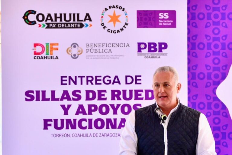 Entregan en Torreón sillas de ruedas y apoyos funcionales para los municipios de La Laguna