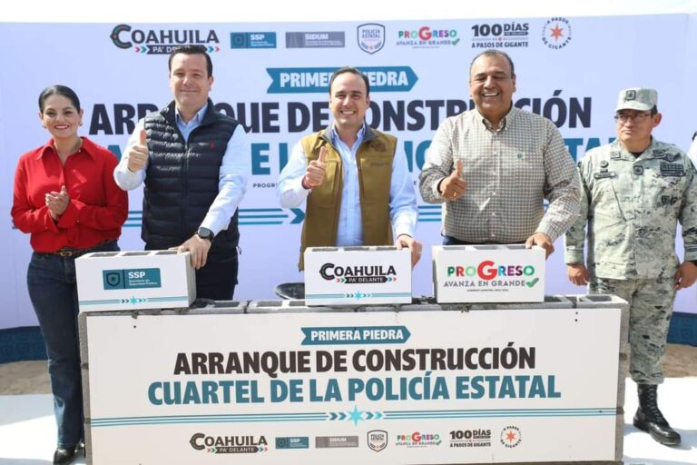 Lleva Manolo obras sociales y de seguridad a la Carbonífera